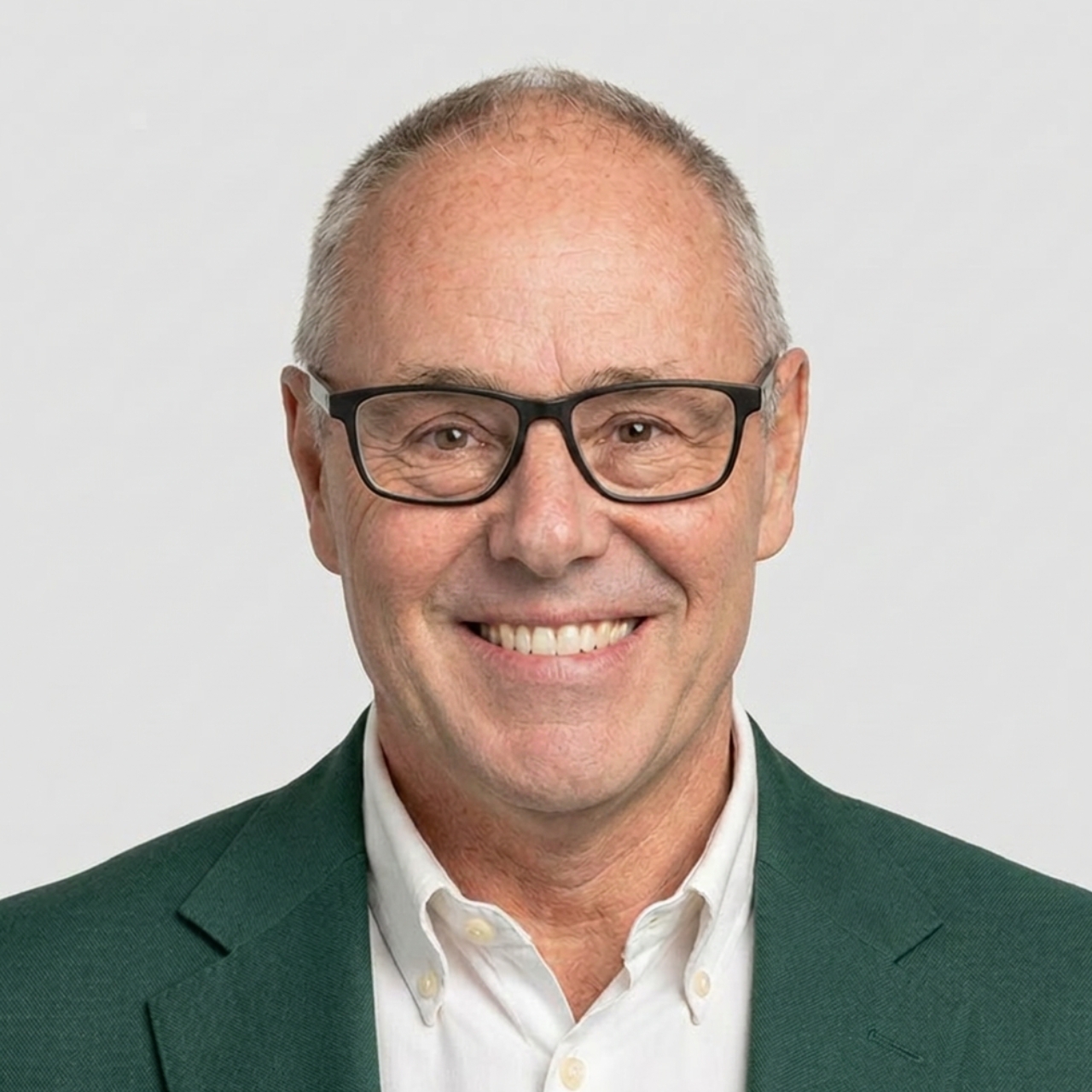 team-member-image